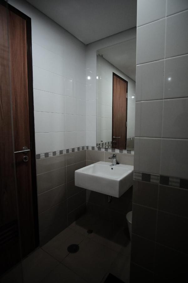 2 Bedrooms - Royal Olive Apartment - Pejaten South Of Yakarta Exterior foto