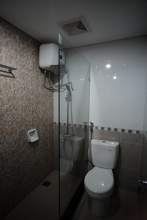 2 Bedrooms - Royal Olive Apartment - Pejaten South Of Yakarta Exterior foto
